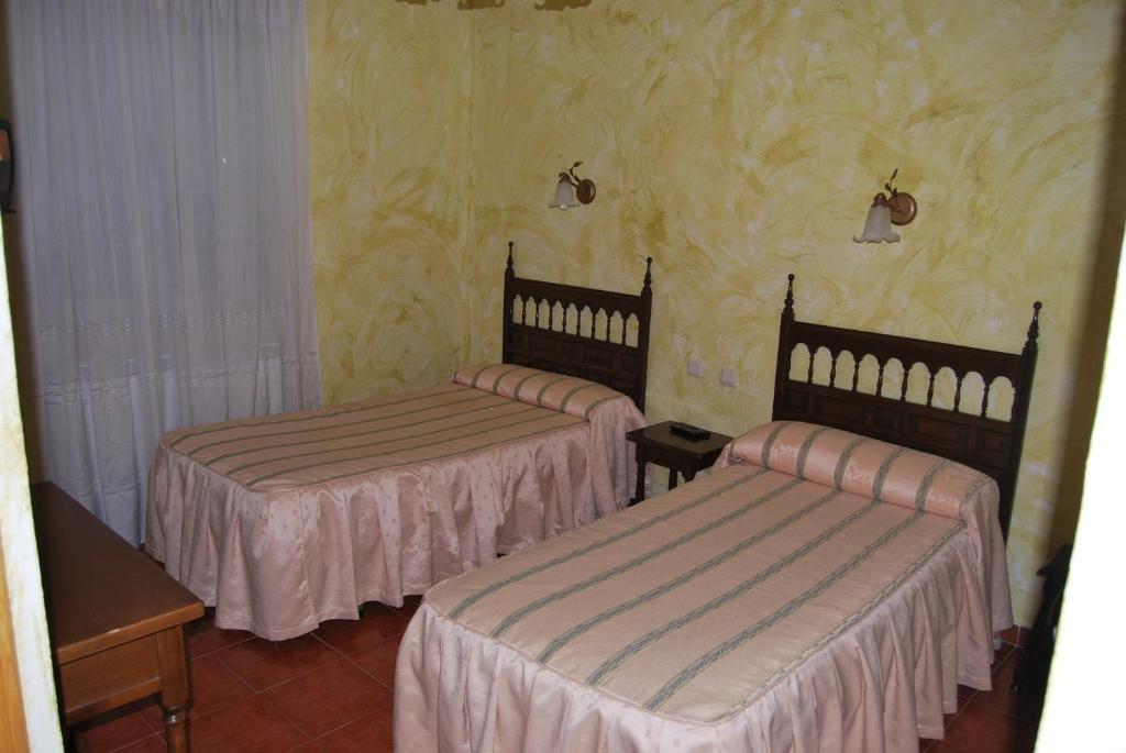 Hostal Bellas Avila Exterior photo