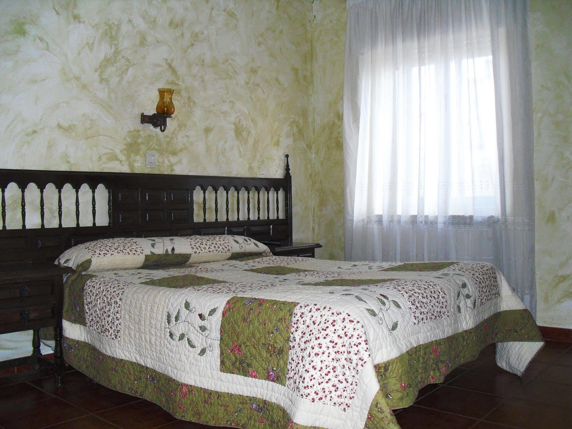 Hostal Bellas Avila Exterior photo