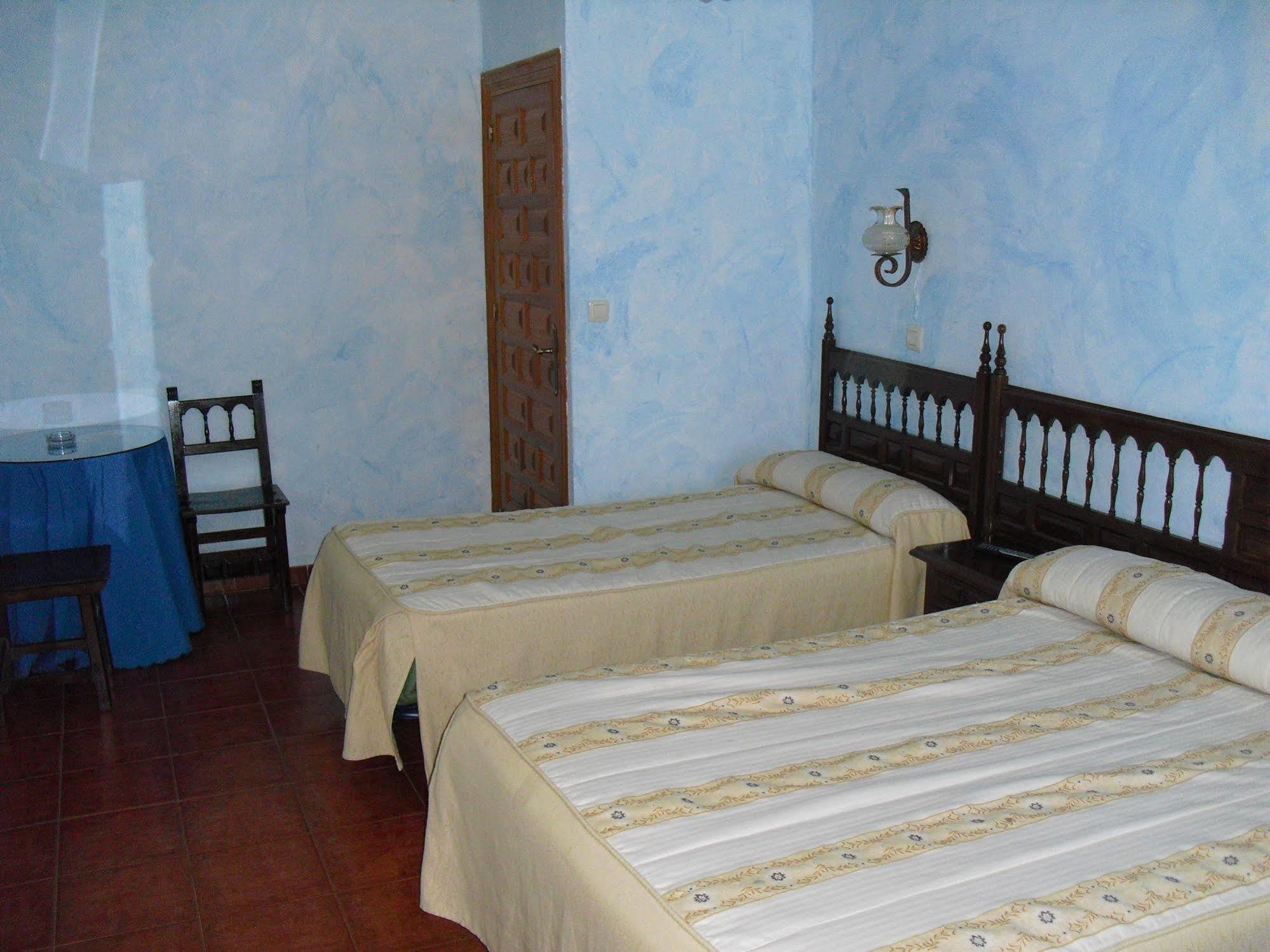 Hostal Bellas Avila Exterior photo